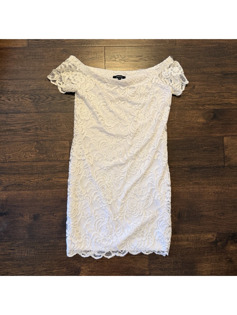 Ambiance Off the Shoulder Lace Dress L White Scalloped Short Sleeve Floral Mini